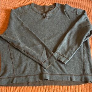Tommy Bahama blue/Gray Crewneck Sweater with Contrast Stitching